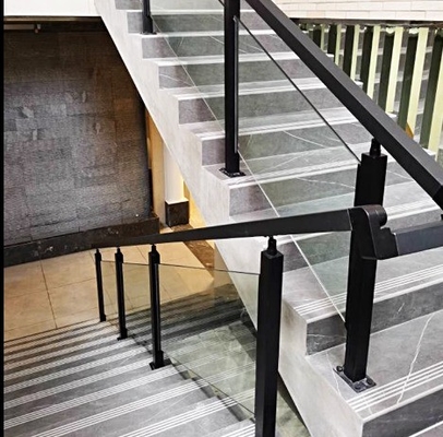 Matt Finish Stainless Steel Glass Deck Railing Mastet Pillar for Balcony Systems